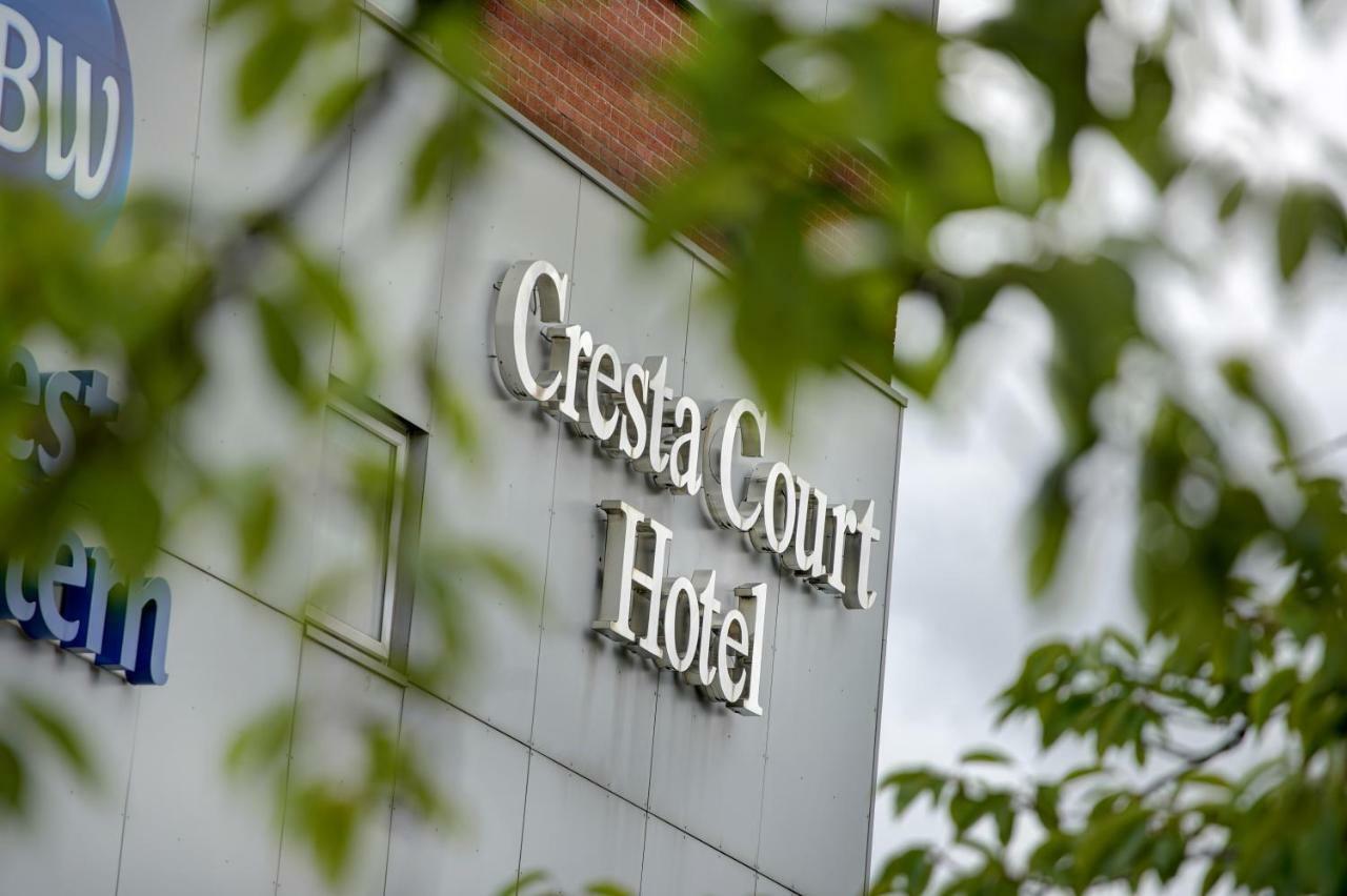 Cresta Court Hotel Altrincham Bagian luar foto